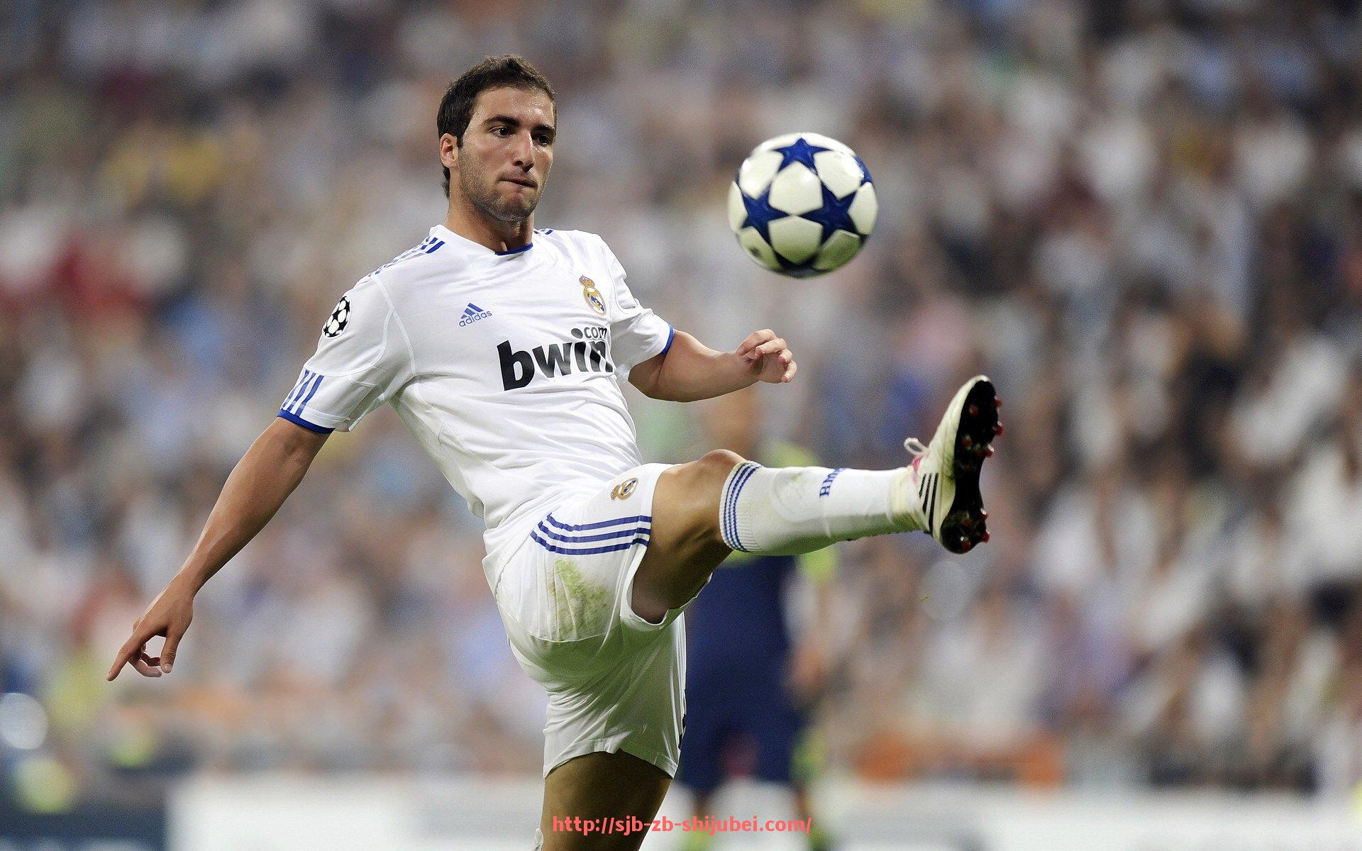 世俱杯直播-世俱杯球鞋品牌主打科技方向及其研发投入对比报告